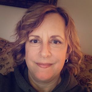 Meet your Posher, Becky